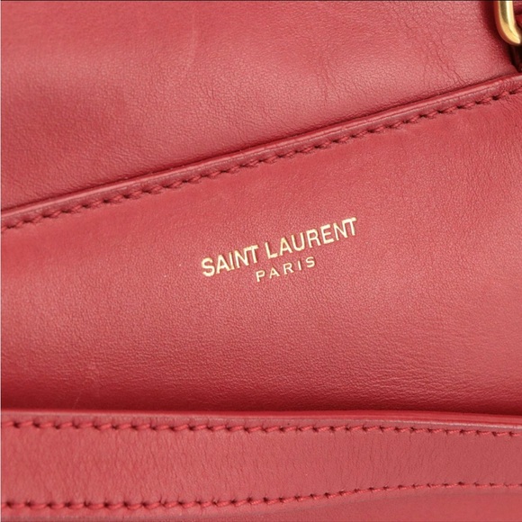 SAINT LAURENT Classic Two-WayBaby Duffle Bag in Cherry Red Leather - Picture 2 of 7